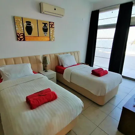 Villa Sunset With Spacious Private Pool Area, Plus, Bbq, Wifi Internet Tv Agios Amvrosios (Kyrenia)