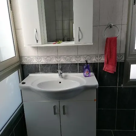 Villa Sunset With Spacious Private Pool Area, Plus, Bbq, Wifi Internet Tv *